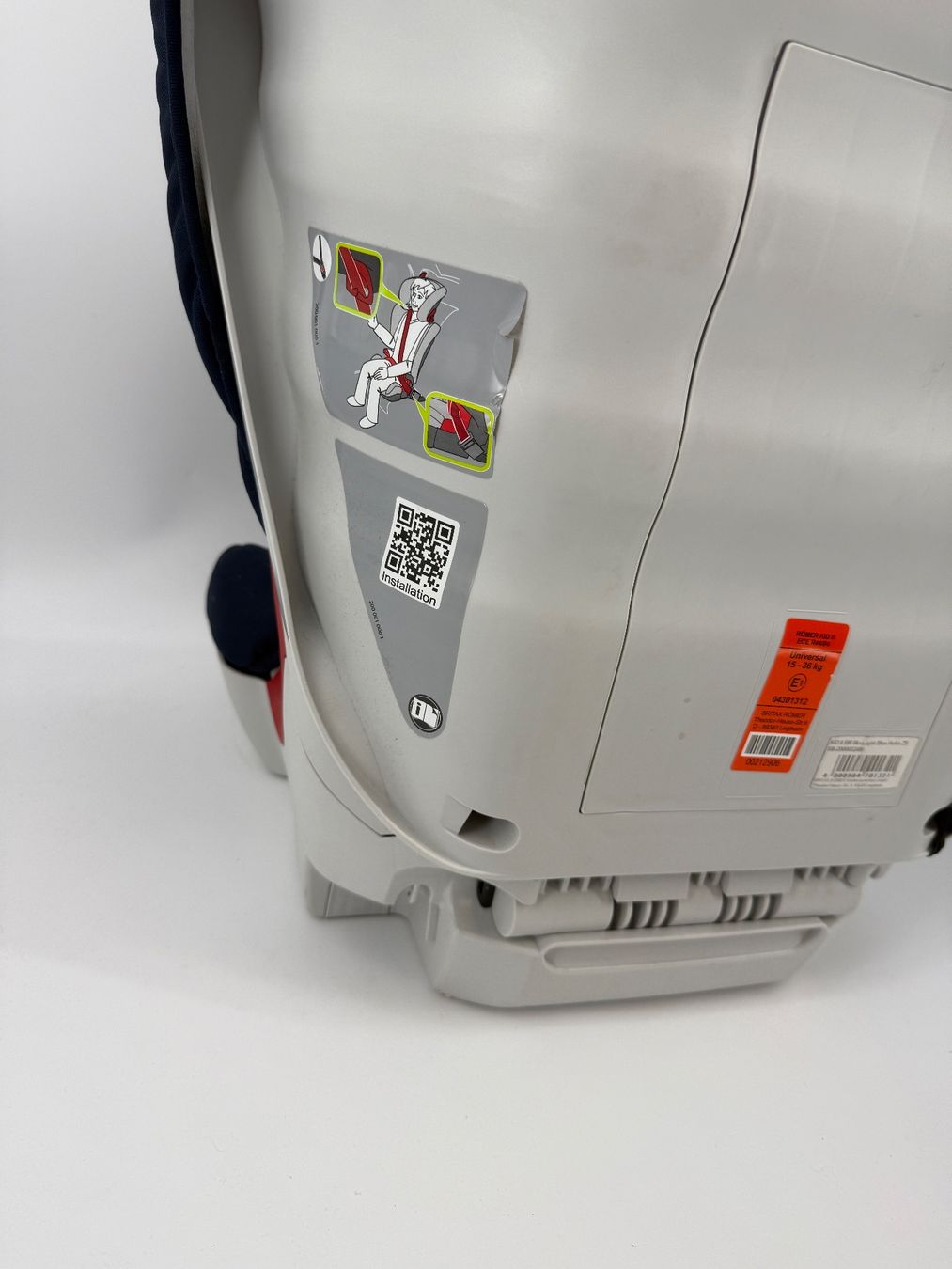 Britax Römer Seggiolini per auto: Britax Römer Kindersitz Autositz 15-36Kg – Usato da Auenstein venduto da moin. 3