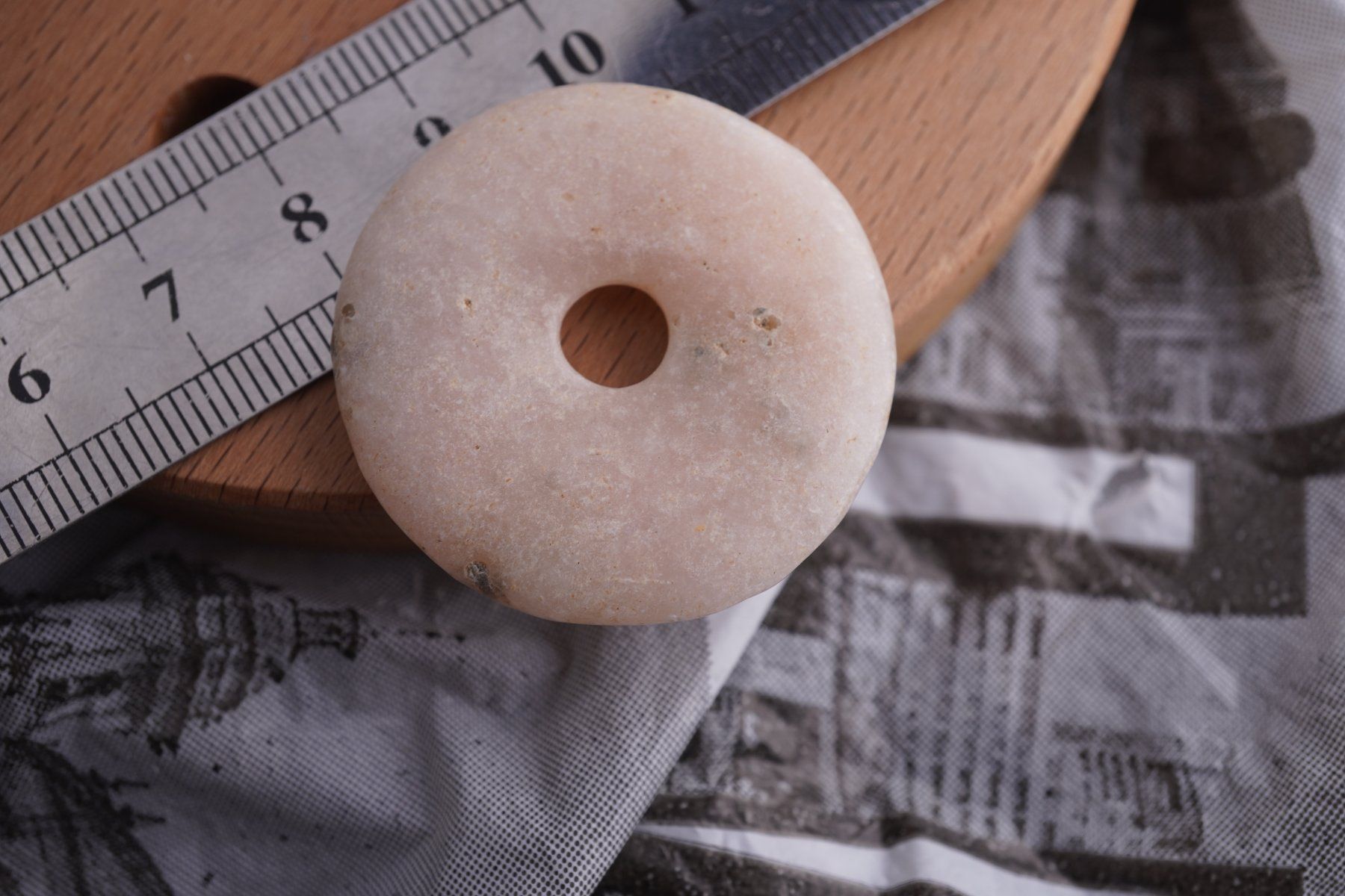 Minerali & Pietre curative: Anden Opal   Donut   pi Scheibe      Ab 1.- – Nuovo e nell'imballaggio originale da Eschenbach SG venduto da topstone 1