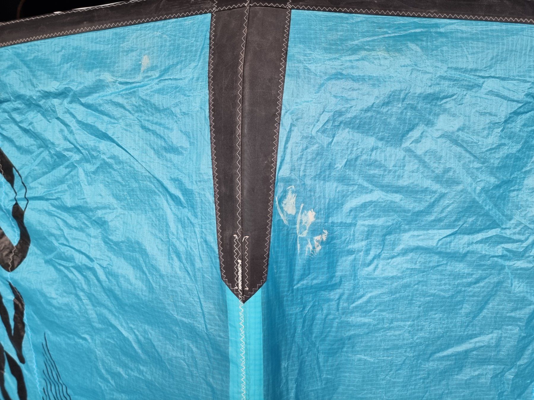 Ozone Aquilone: Kite: Ozone Reo v3 6m2 – Usato da Chur venduto da Radislis 4