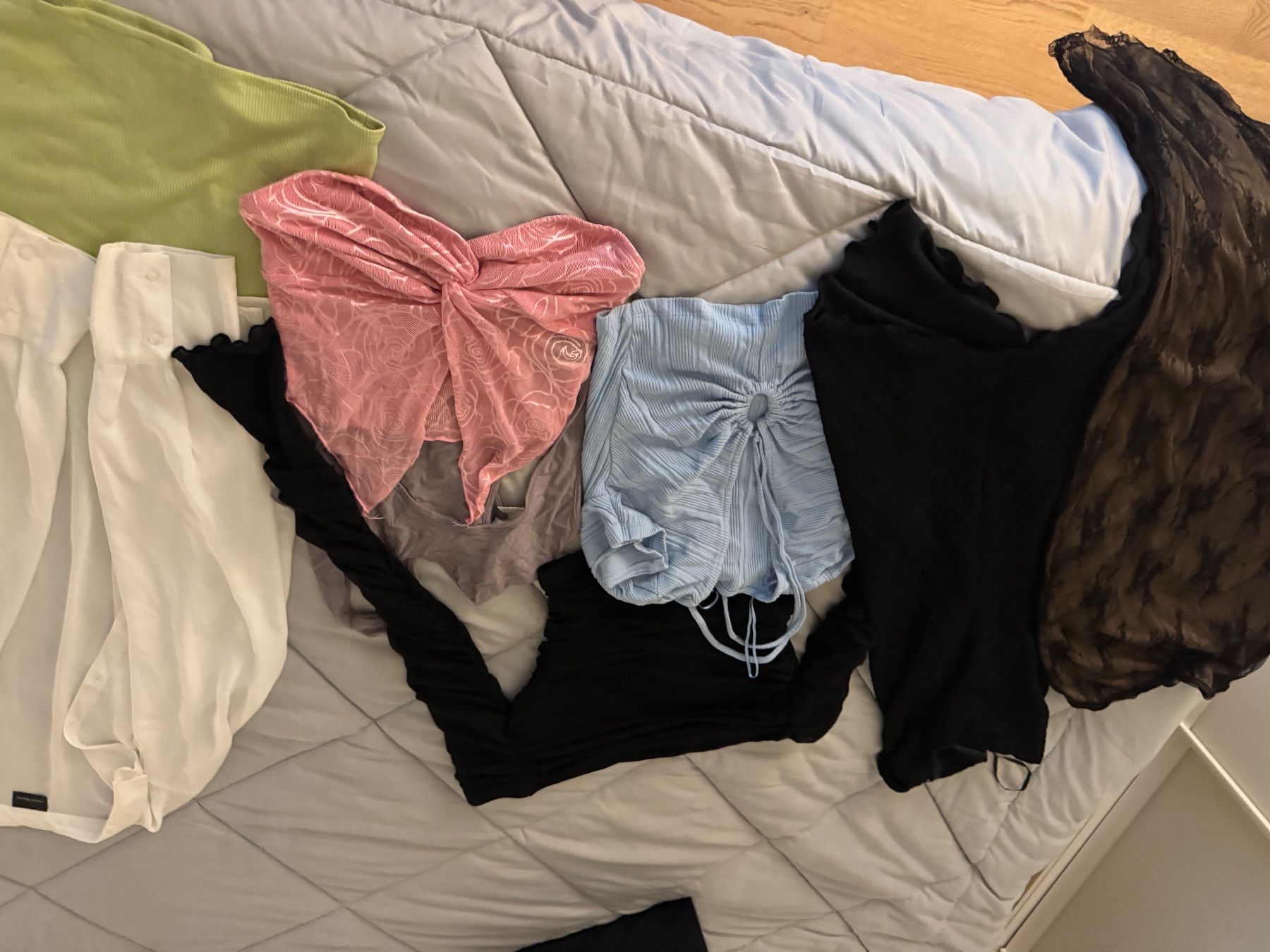 Lotti di vestiti: Kleiderpaket Grösse XS/S – Usato da Binningen venduto da Nfizzi 4