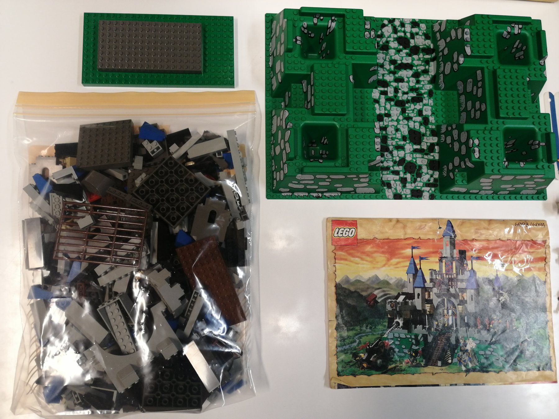 Lego Spielzeuge: Lego 6098 King Leo's Castle OVP – Gebraucht aus Sils im Domleschg von AMAG_AUDI_ZH 1