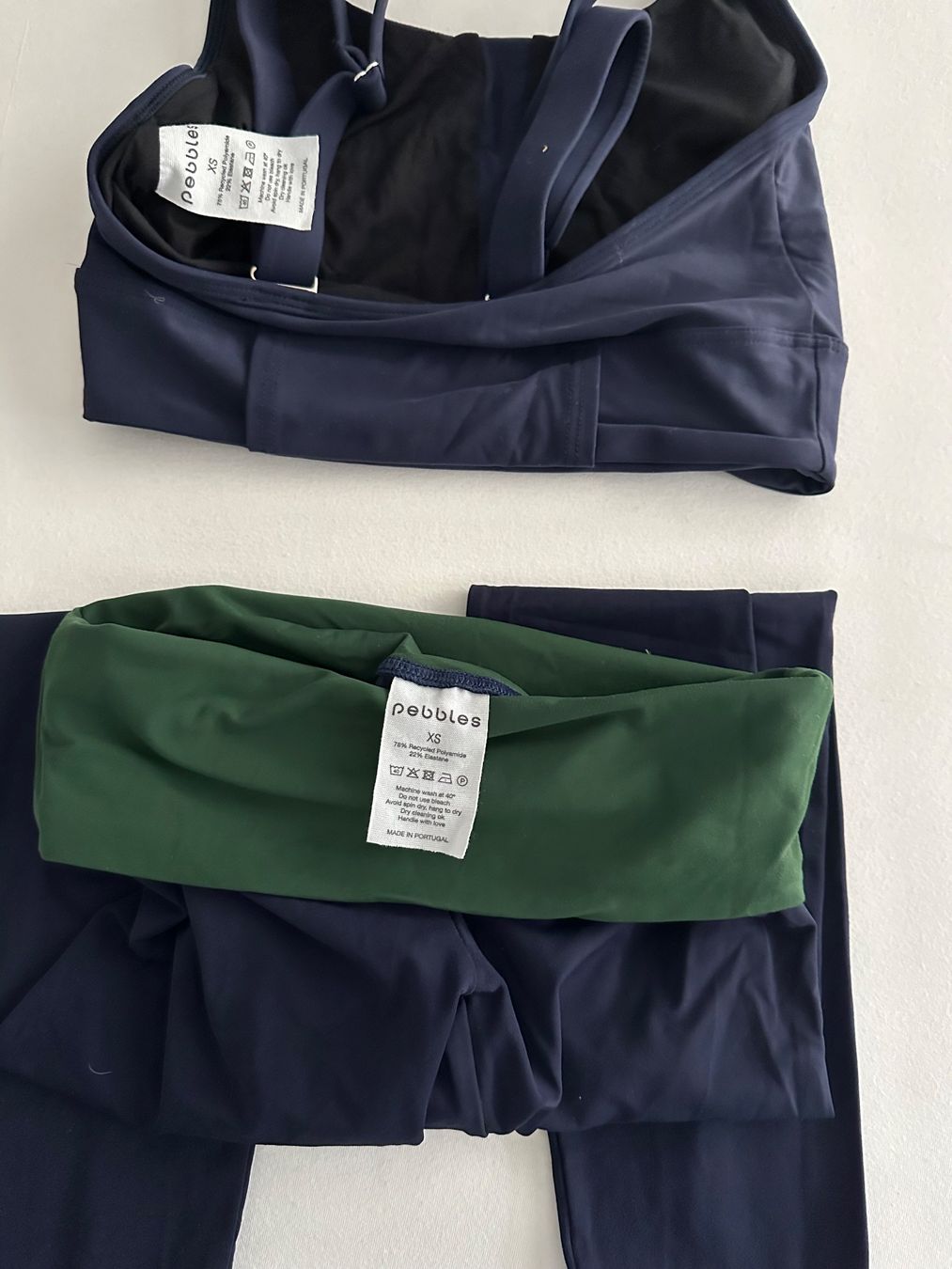 Leggings: Pebbles leggins /bra set – Usato da Dallenwil venduto da ZD2019 3
