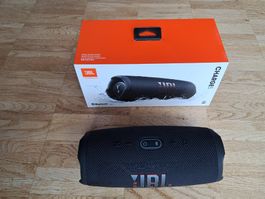 JBL Charge 5 Bluetooth Lautsprecher - defekt