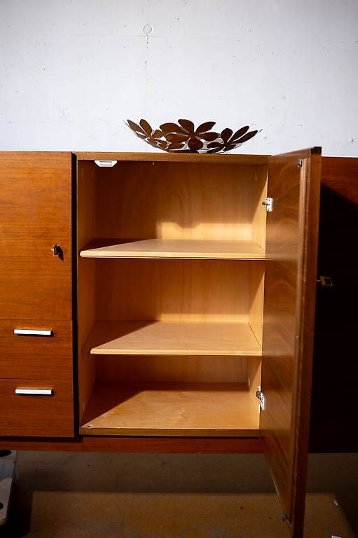 Cassettiere: Vintage Sideboard | Schweizer Design | Mid-Century Holz – Usato da Rain venduto da luis_nabulon8 2