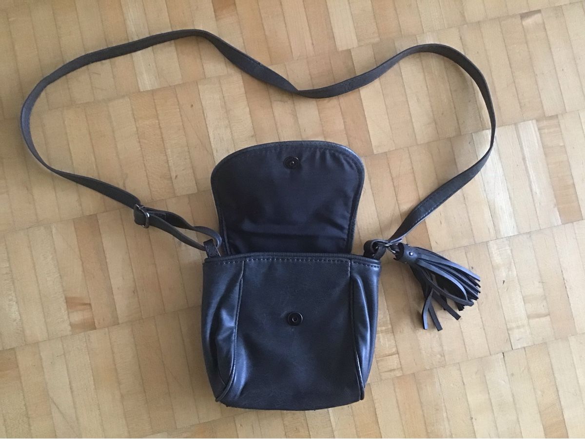 Zara Taschen für Damen: Umhängetasche Zara – Gebraucht aus Zürich von  1