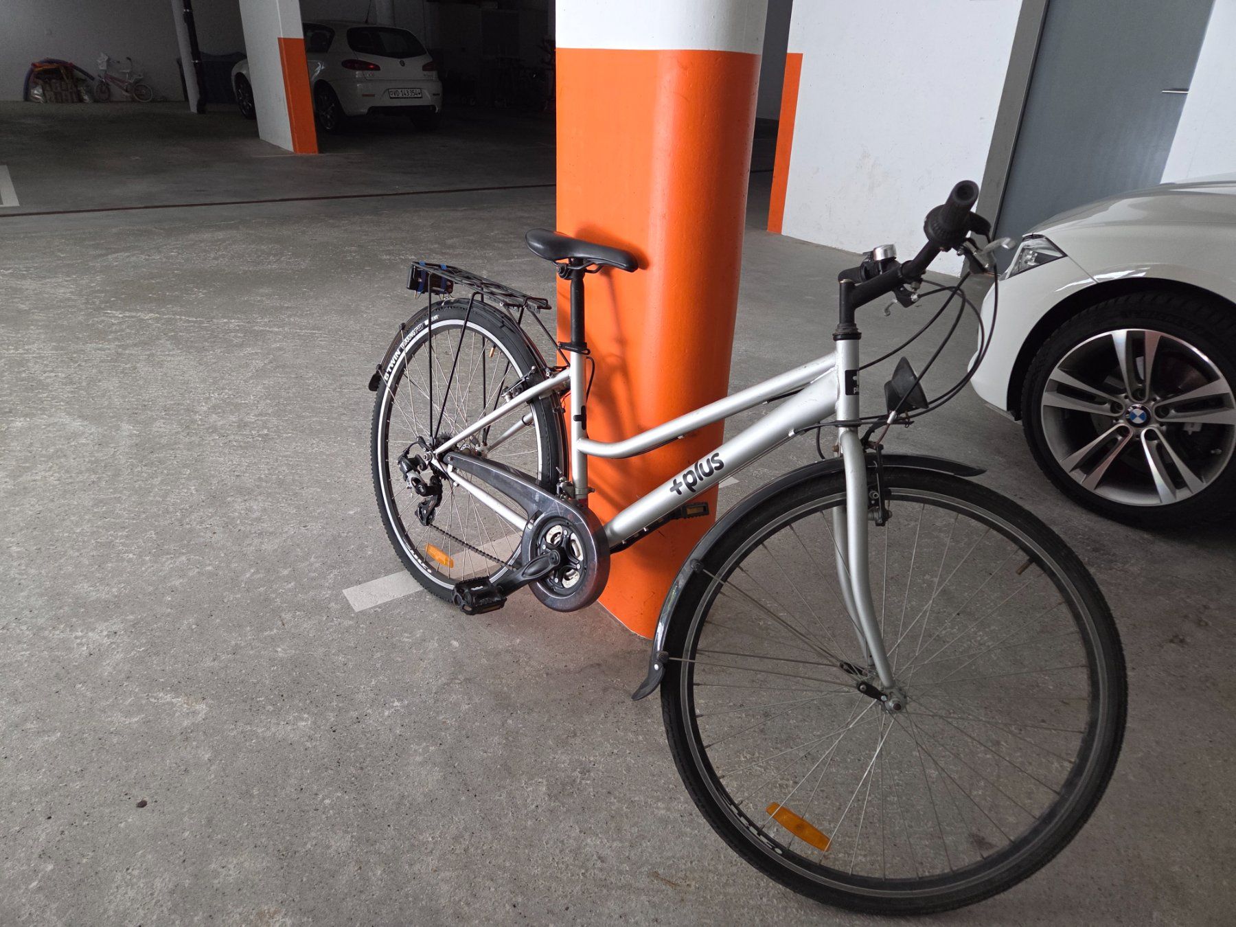 Biciclette: Vélo de ville marque "plus" – Usato da Ecublens VD venduto da but_flq7 5