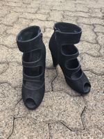 Chie Mihara Black Suede Booties NEU 37.5