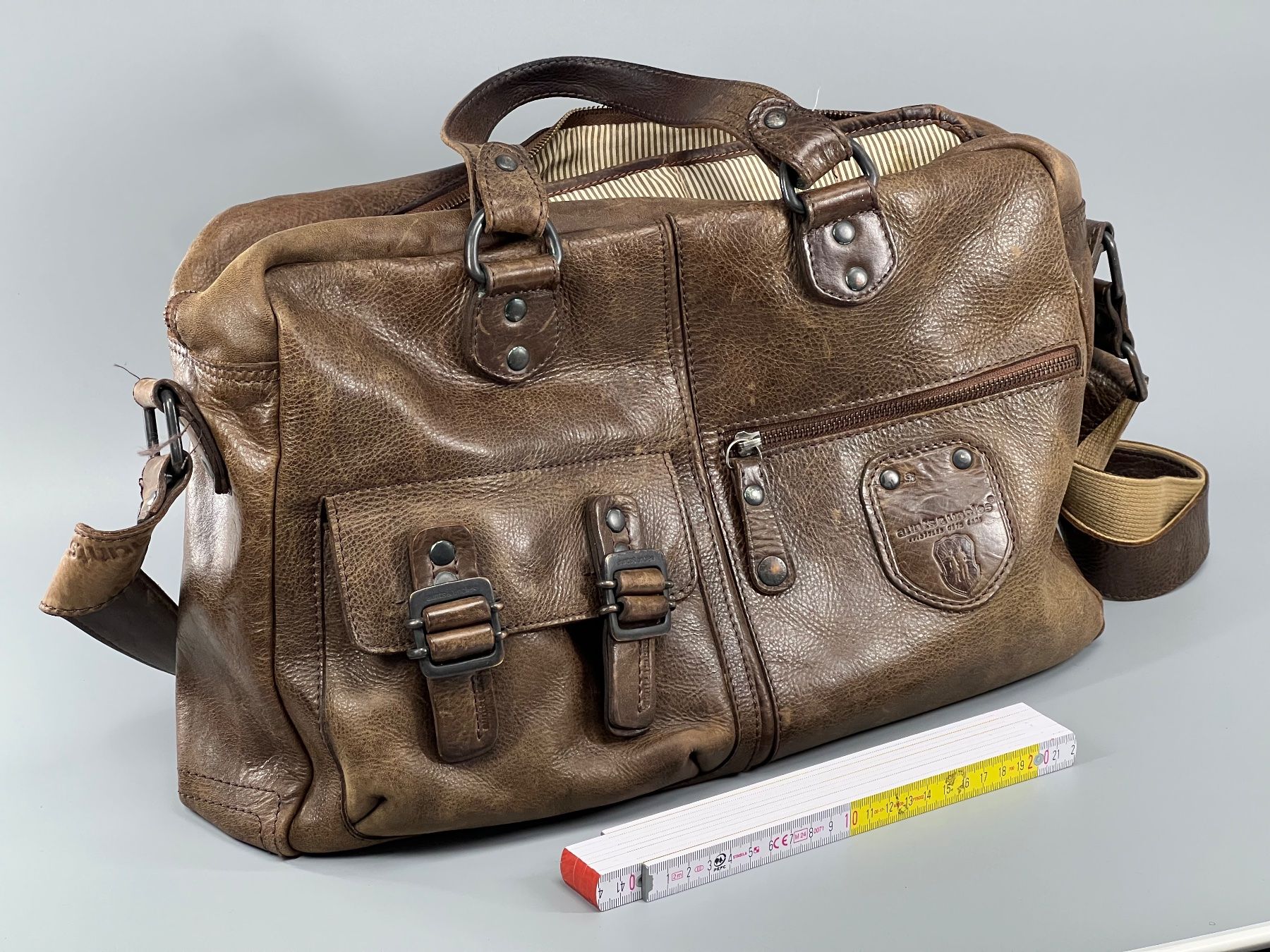 Aunts & Uncles Borse: Leder Handtasche / Umhängetasche  -  aunts & uncles – Usato da Sennhof venduto da Johnbest 1