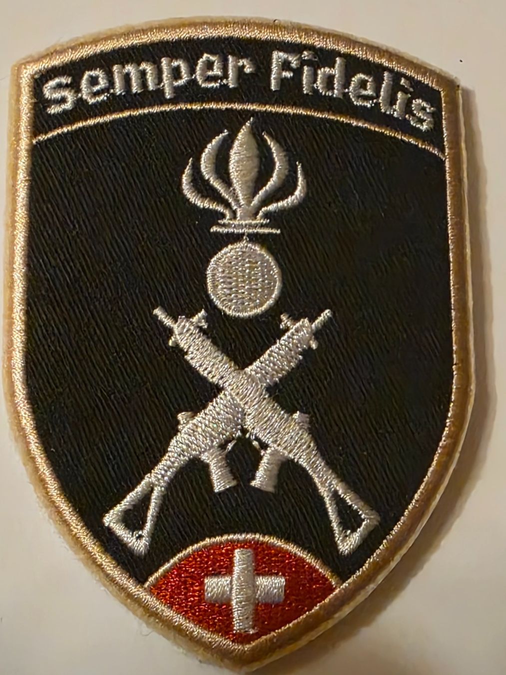 Schweizer Armee Placchette & Badge: Grenadier Abzeichen Badge Semper Fidelis neu Klett – Nuovo (secondo la descrizione) da Nyon venduto da freetoys08