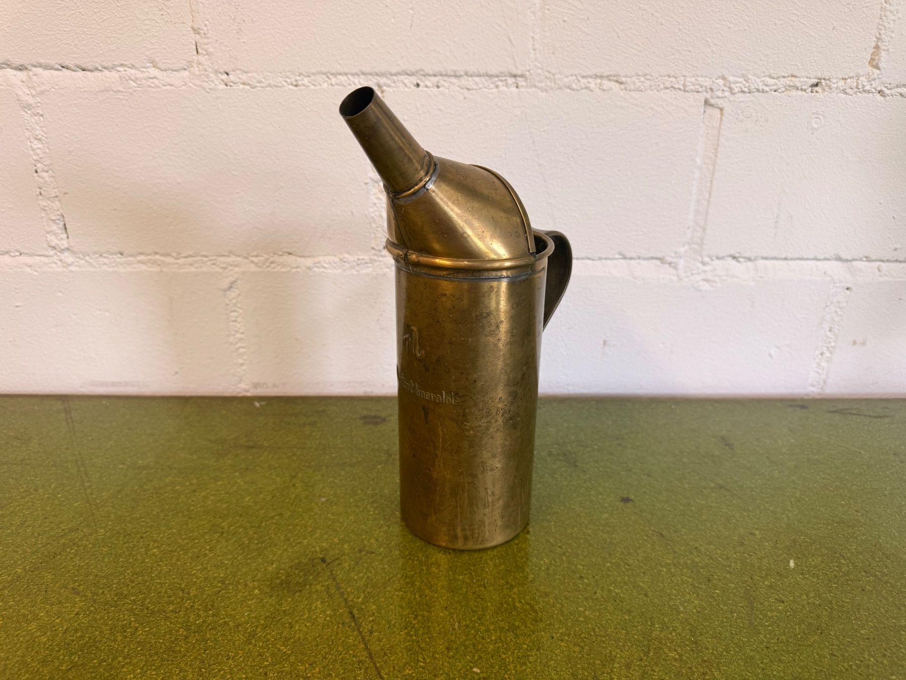 Annaffiatura & Irrigazione: Vintage Mineralölkanne Messing (Oldtimer) – Usato da Bättwil venduto da Velozianer