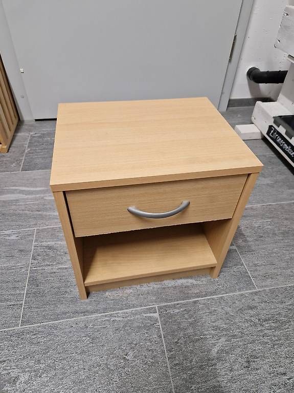 Ikea Comodini: Nachtisch mit Schublade – Usato da Bütschwil venduto da baesi278 2