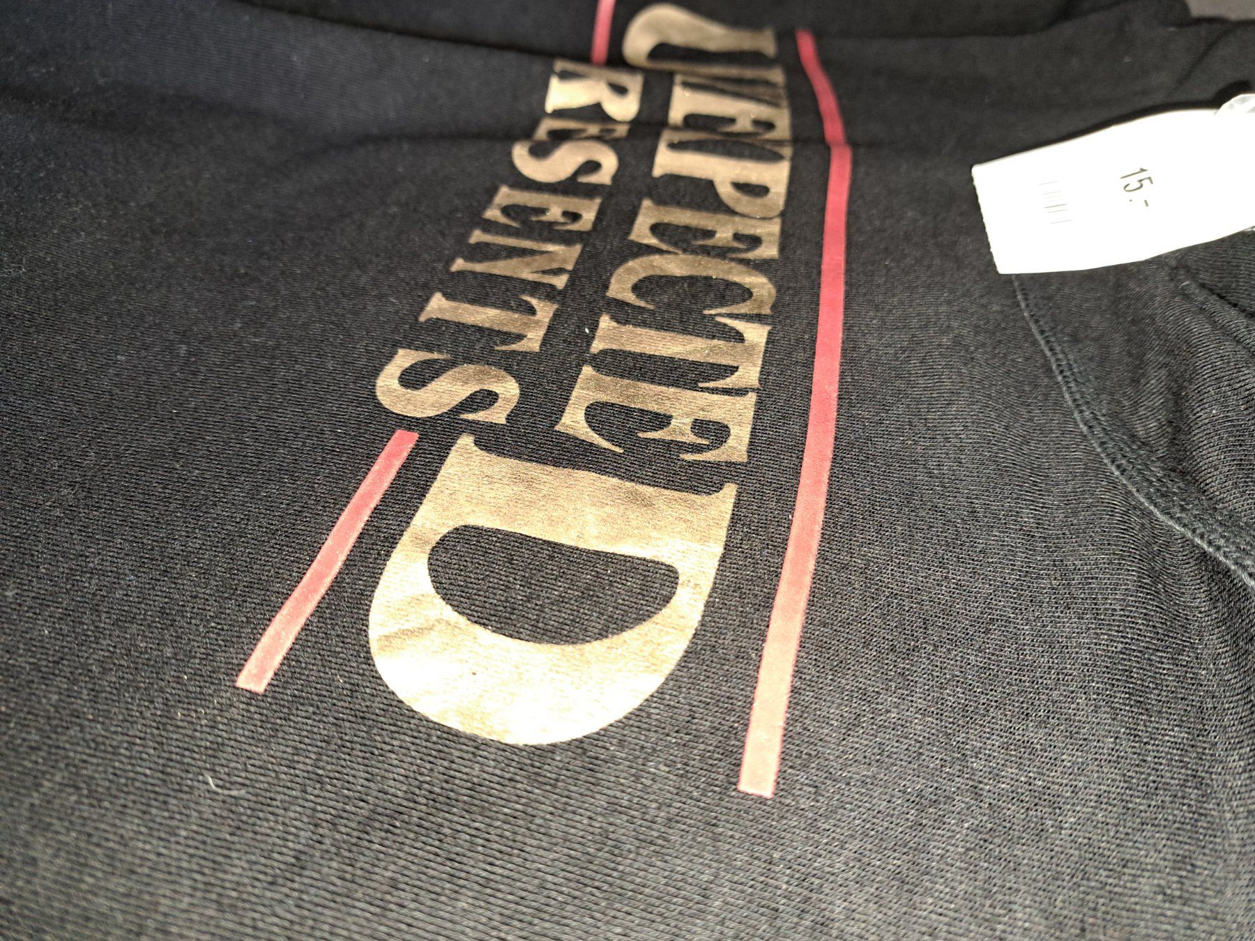 Pullover & Sweatshirts: Pulli Gr. S schwarz Unexpected Presents NEU – Neu und originalverpackt aus Killwangen von KIANA08 1