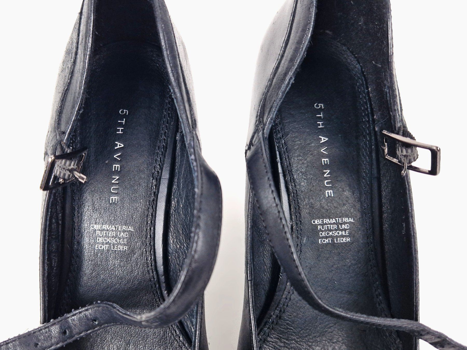Scarpe da donna: 5th Avenue Schwarze Leder Pumps Gr.39 – Usato da Basel venduto da Restwert_Basel 2