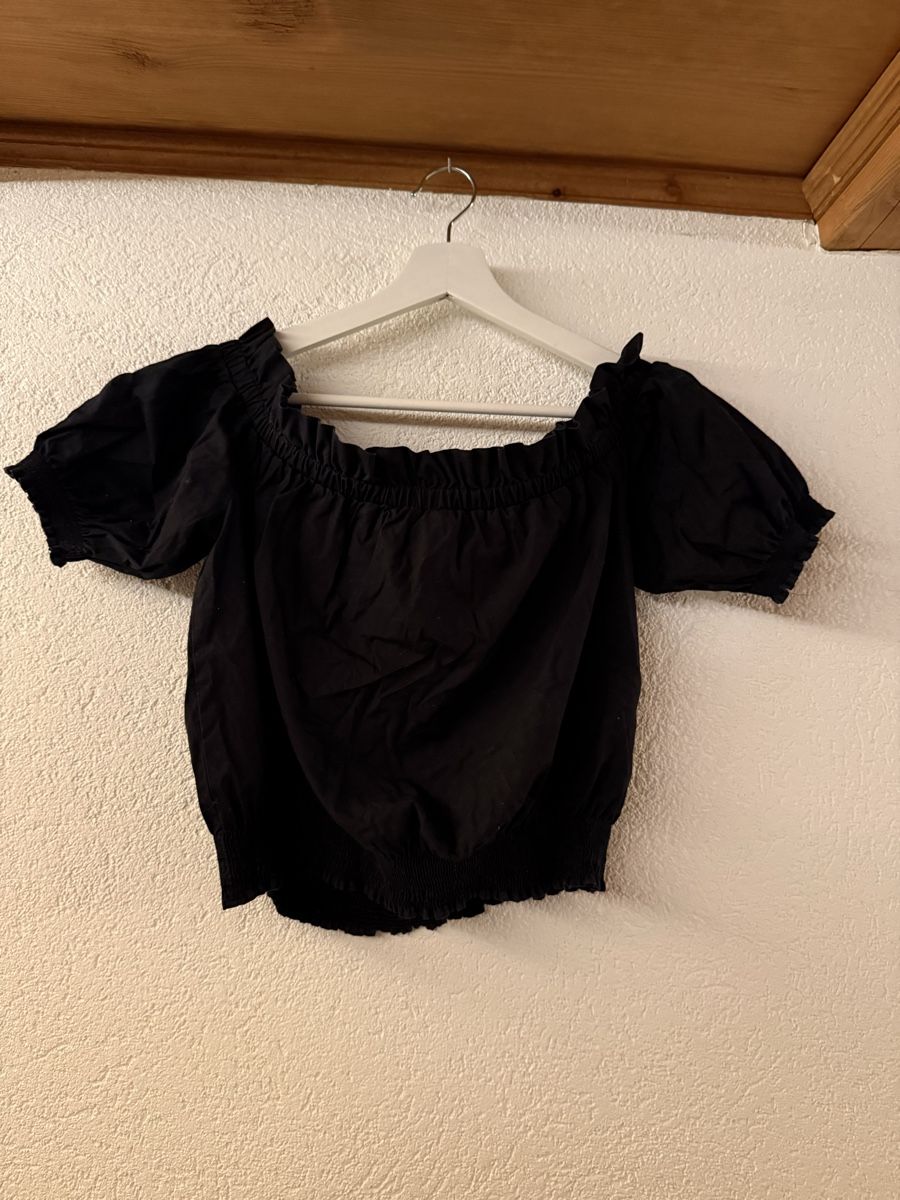 H&M Blusen: Schwarzes Oberteil Kurzarm – Gebraucht aus Bolligen von lee_orange