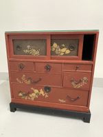 asiatisch/japanisch inspirierte Kommode (Tansu-Stil)