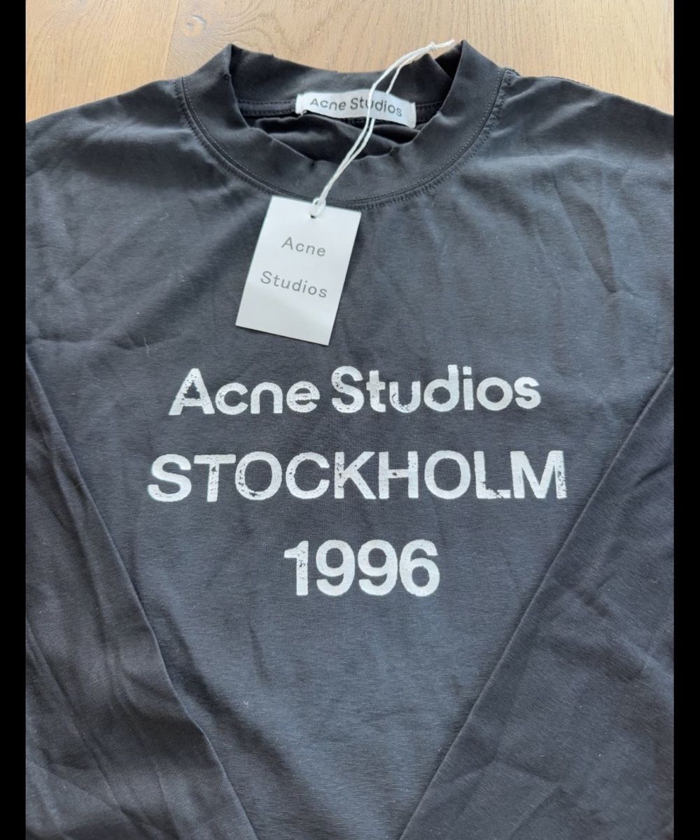 Acne Studios Maglioni & Felpe: Acne Studios longsleeve – Nuovo (secondo la descrizione) da Gutenburg venduto da lau_7ff6 1