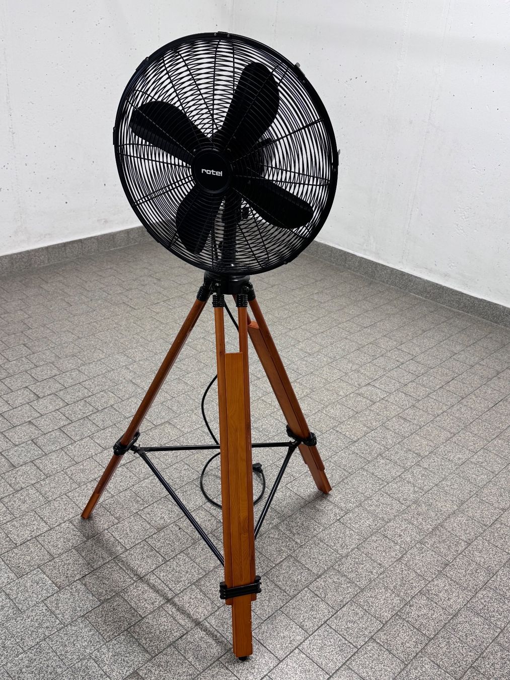Rotel Ventilatoren: Rotel Standventilator – Gebraucht aus Rüschlikon von eth_9zzk 4