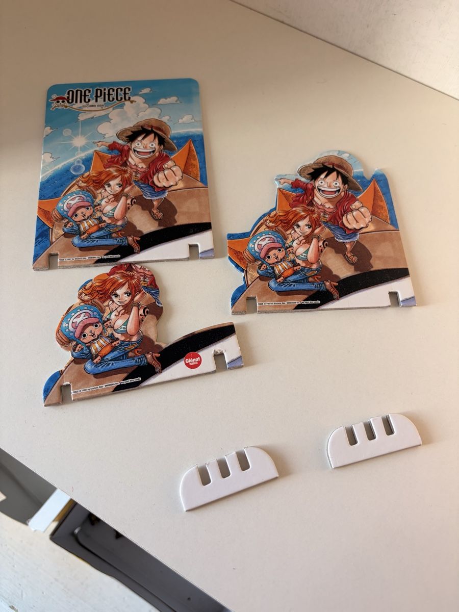 Statuette: One Piece figurine display stand set Ichiro Oda – Usato da Meyrin venduto da bon_djk5 1