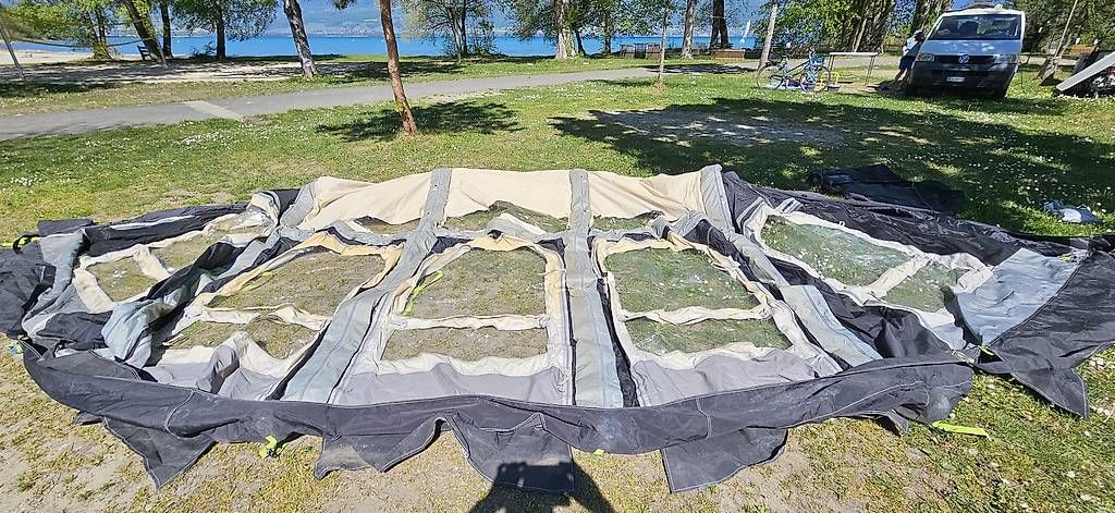 Zelte: Luftzelt  – Gebraucht aus Aarau Rohr von Adoxa 4