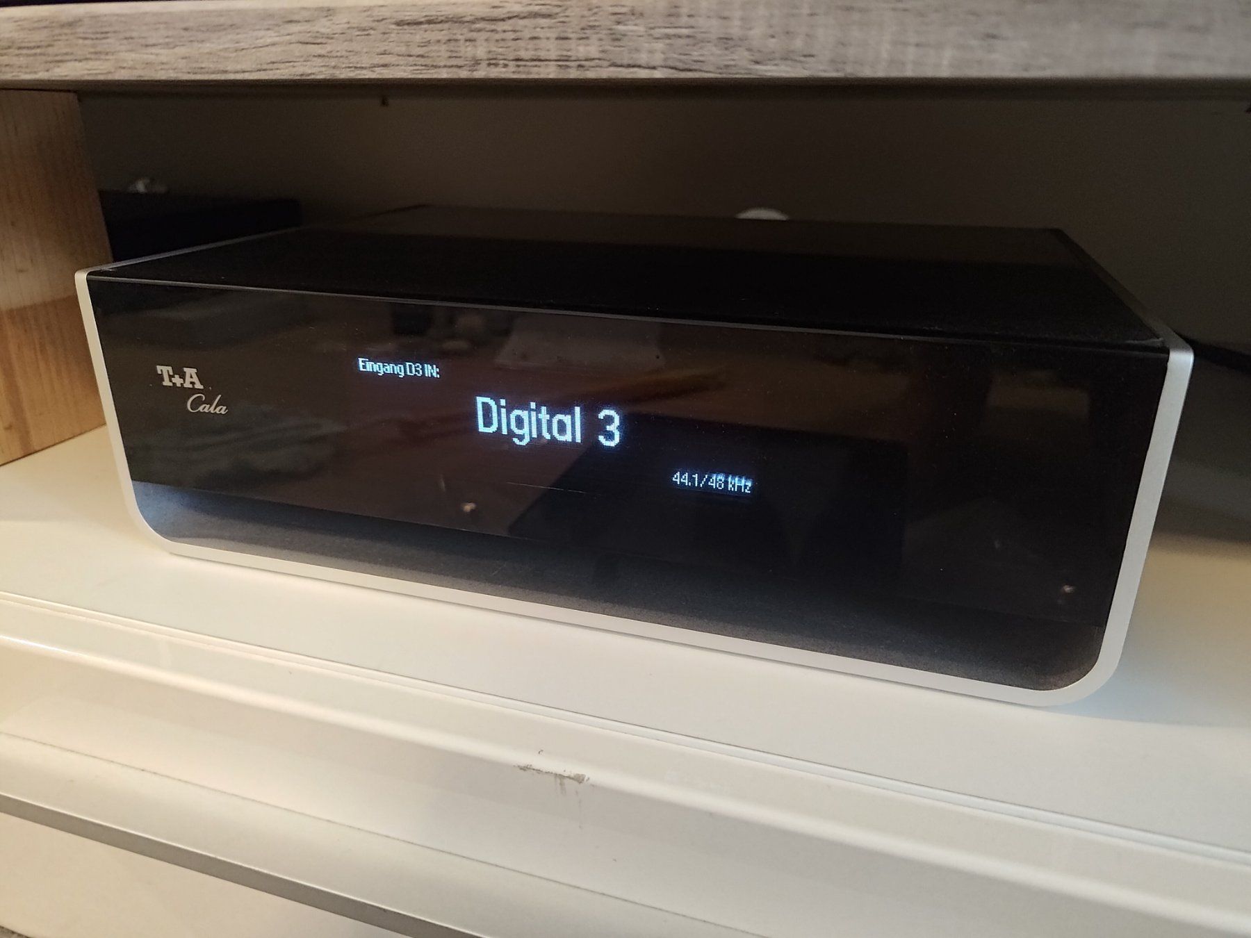 T+A Verstärker: T+A Cala SR (Stereo Streaming-Verstärker) – Gebraucht aus Uttwil von Reled