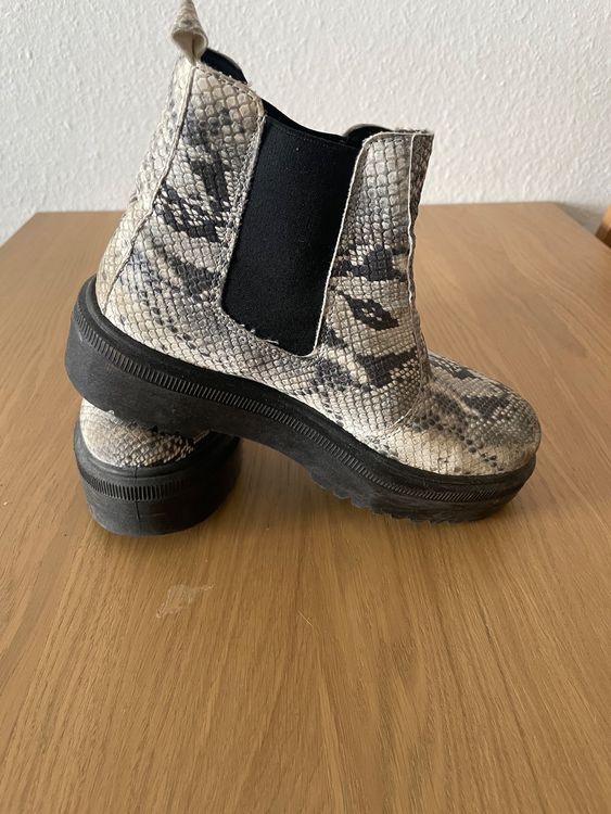 botte peau de serpent