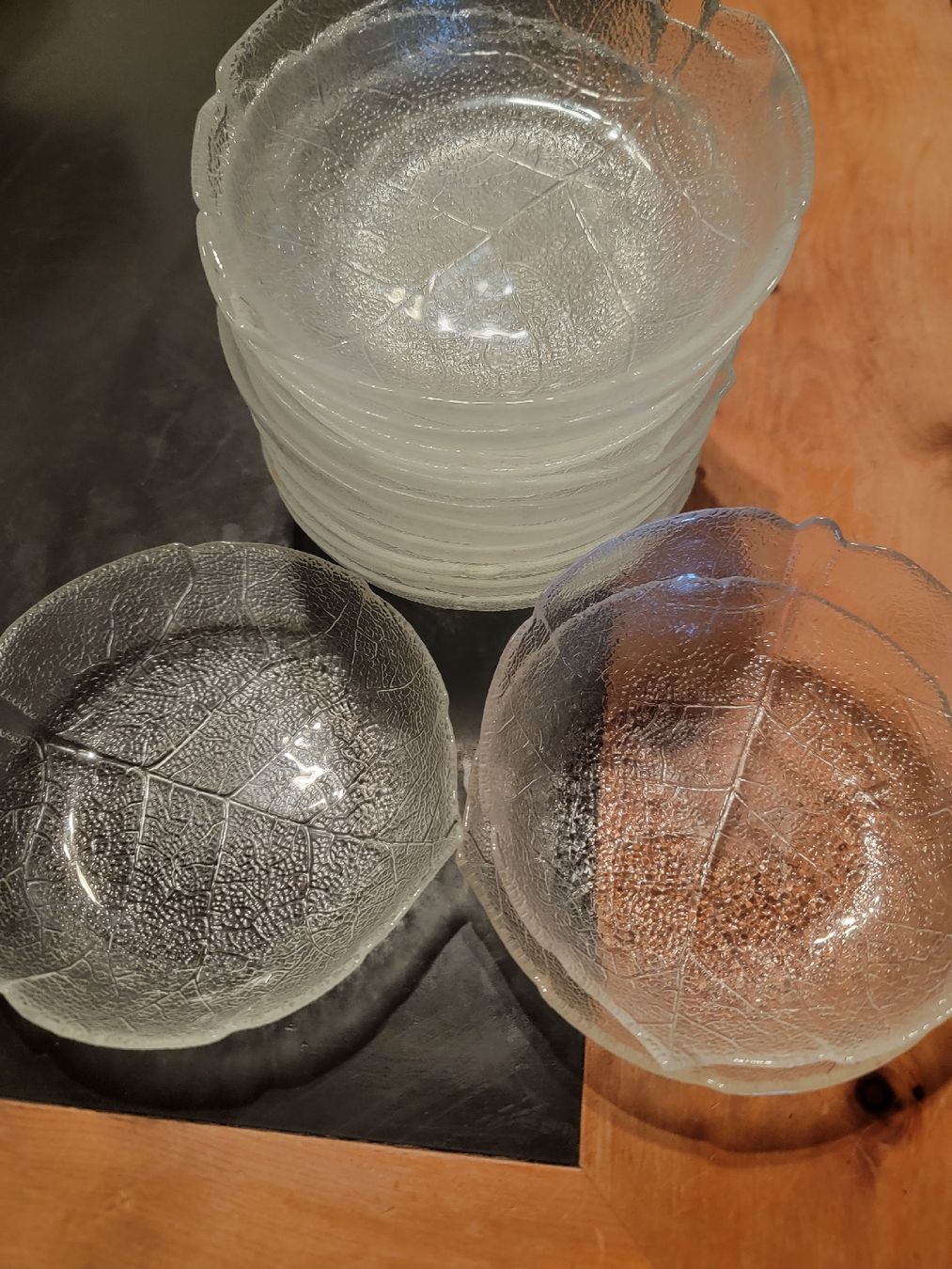 Bicchieri: 14 Glasschälchen Blattstruktur neuwertig – Nuovo (secondo la descrizione) da Kriens venduto da falgo01