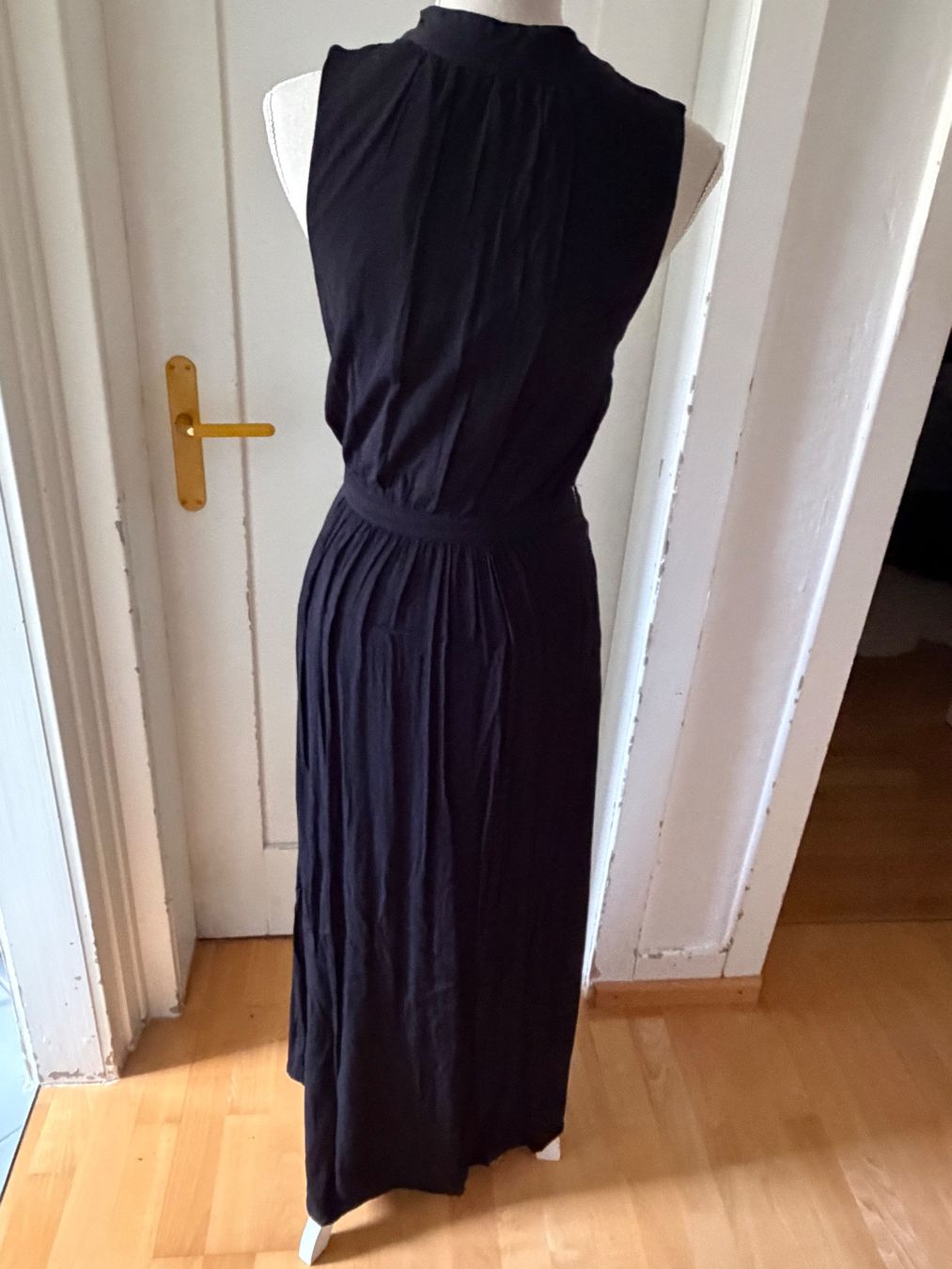 Kleider: Schönes Maxikleid von Minimum – Gebraucht aus Schaffhausen von _queen_c