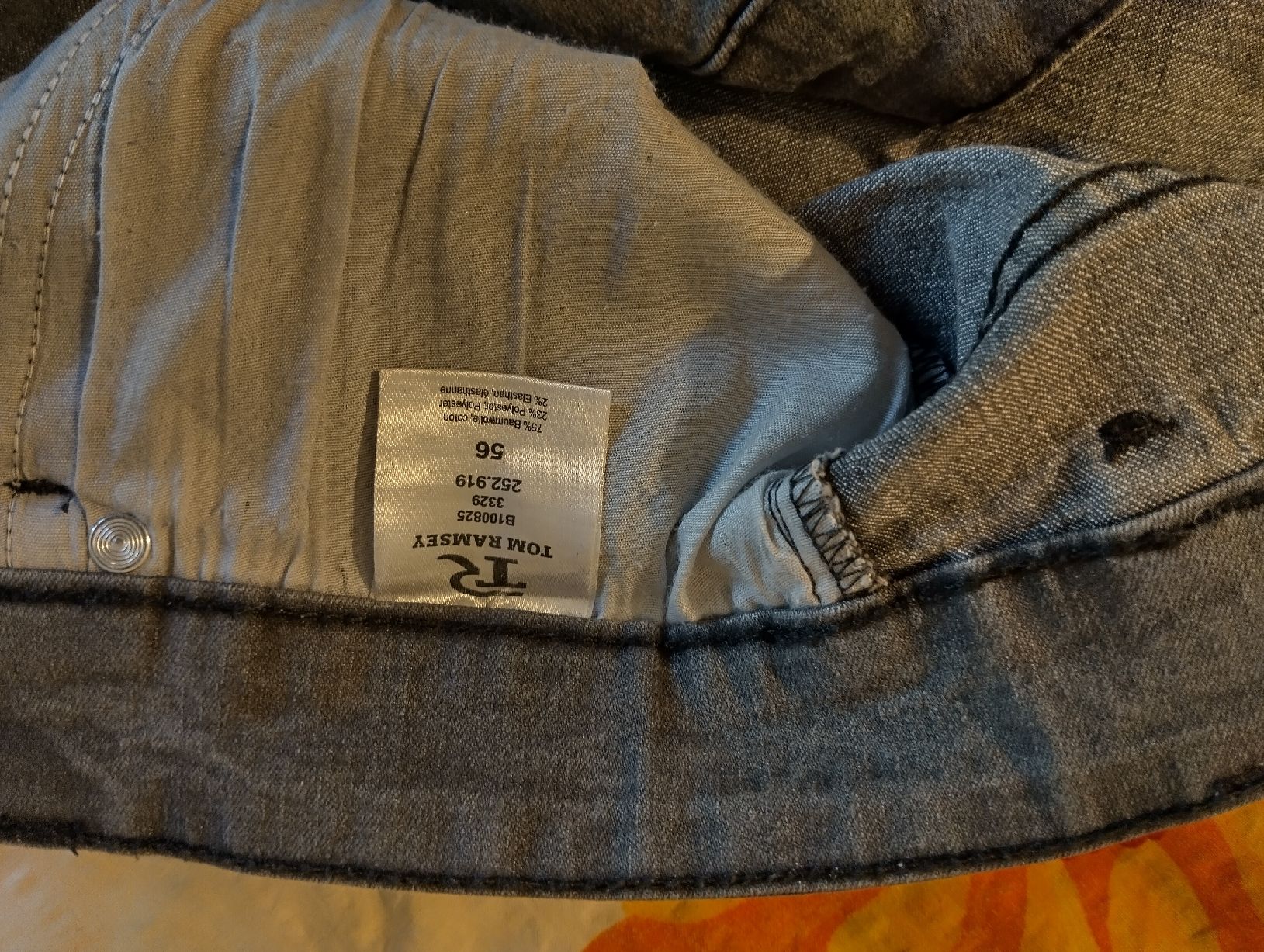 Jeans: Jeans homme neuf – Nuovo e nell'imballaggio originale da Pompaples venduto da vab_s52h 5