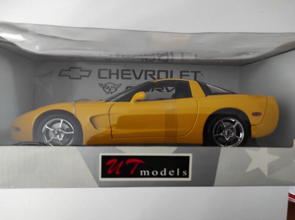 CHEVROLET CORVETTE C5 coupé rouge candy 1/18 HOT WHEELS 25618 custom tuning voit | eBay