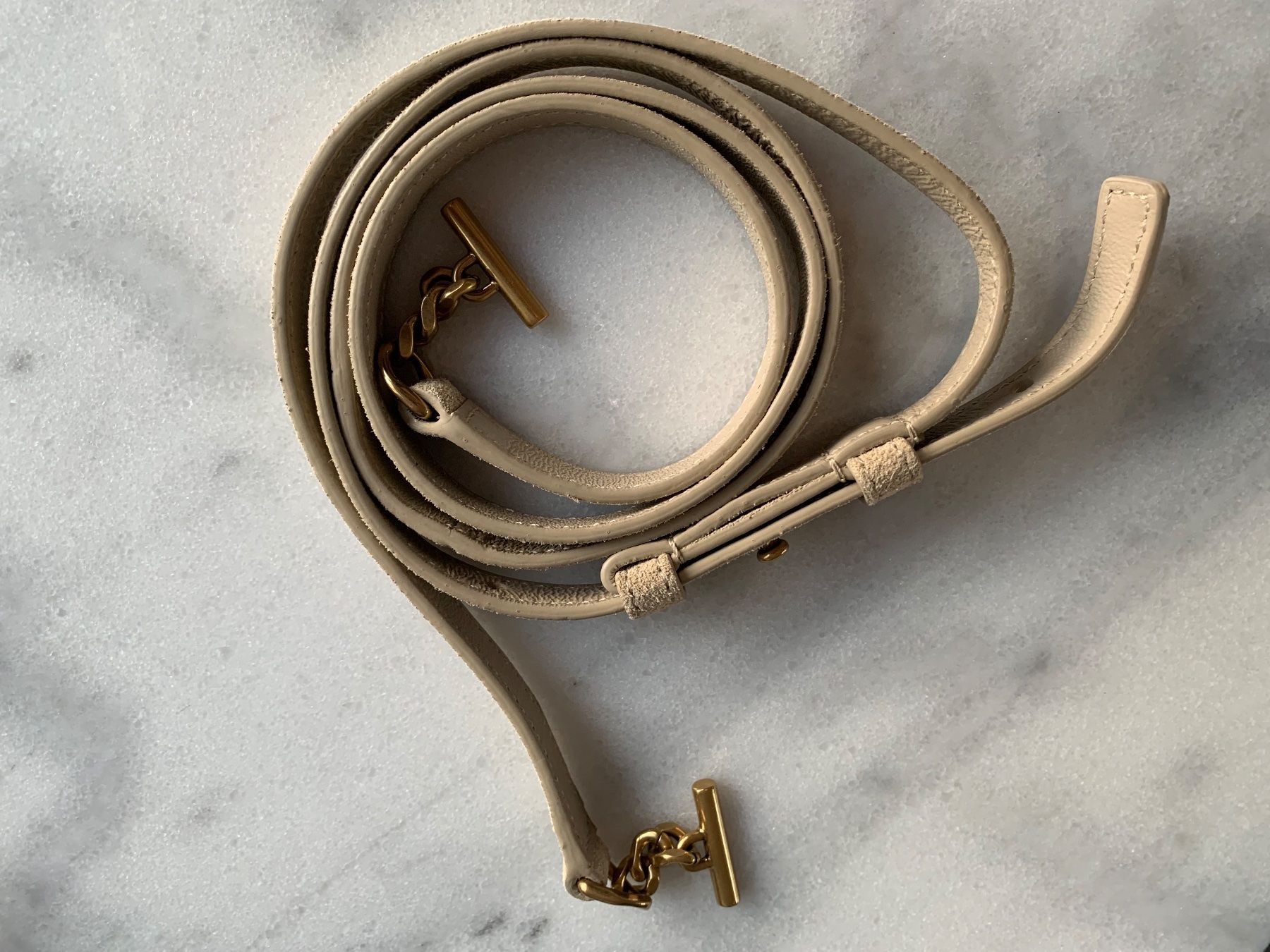 Saint Laurent Borse da donna: Saint Laurent Tasche Kate 99 – Nuovo (secondo la descrizione) da Wetzikon ZH venduto da Lugano12 2