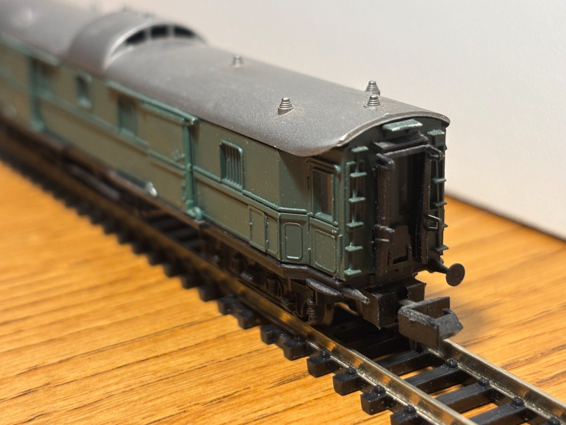 Modellini di ferrovie: L1976: Oldtimer Gepäckwagen (Spur N) – Usato da Birsfelden venduto da Birs_25 3