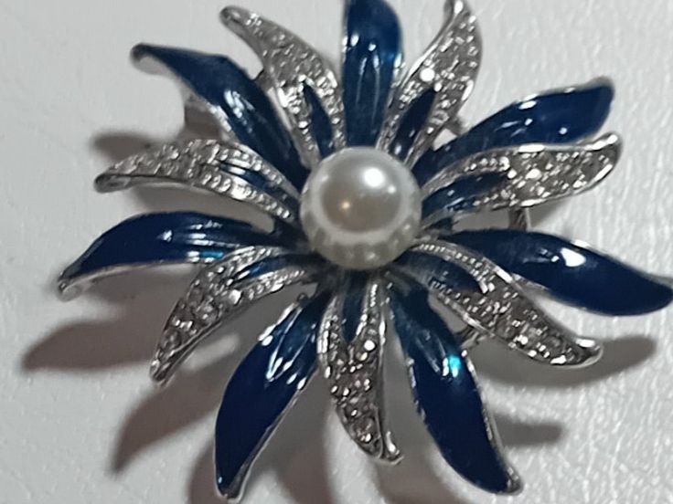 Anhänger: modeschmuck brosche und anhänger – Neu (gemäss Beschreibung) aus Basel von bij_5hqd