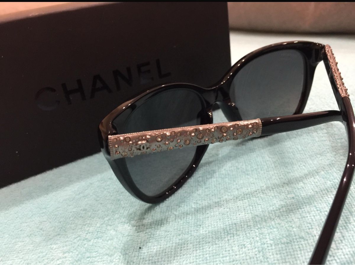 Chanel Brillen & Gläser: Chanel: occhiali da sole - limited edition – Neu und originalverpackt aus Losone von Tilly-nb7t 2