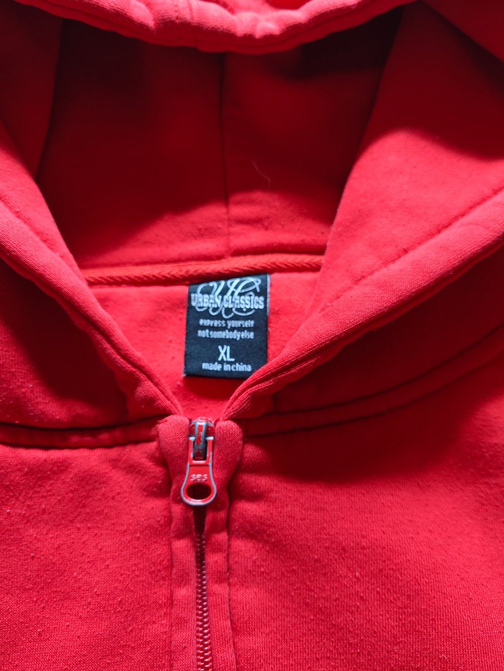 Maglioni & Felpe: Urban Classics Hoodie Grösse XL – Usato da Sörenberg venduto da bol_8lfr 1