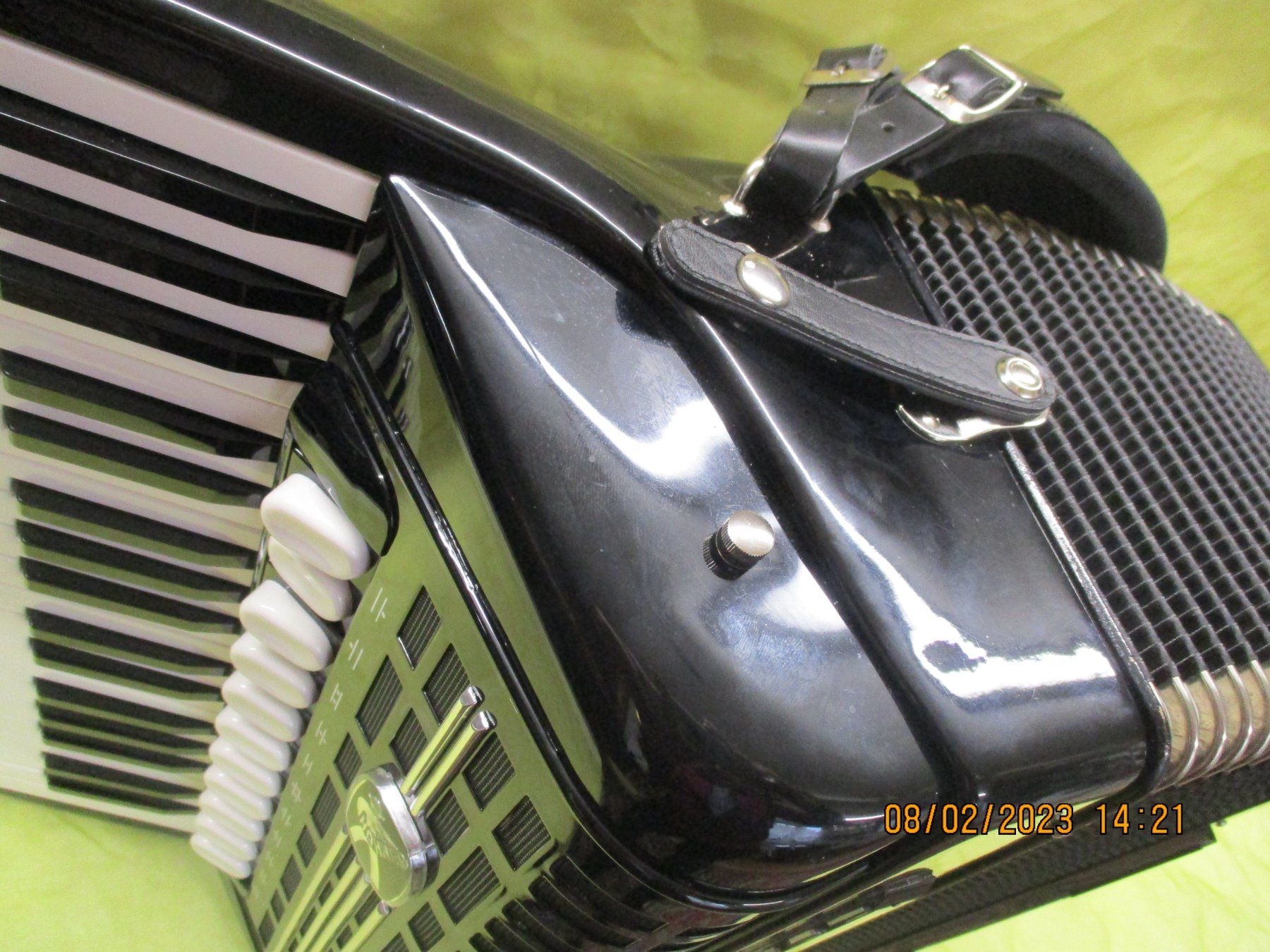 Strumenti musicali: Akkordeon Hohner Cassotto I – Usato da Jegenstorf venduto da Oktavio 6