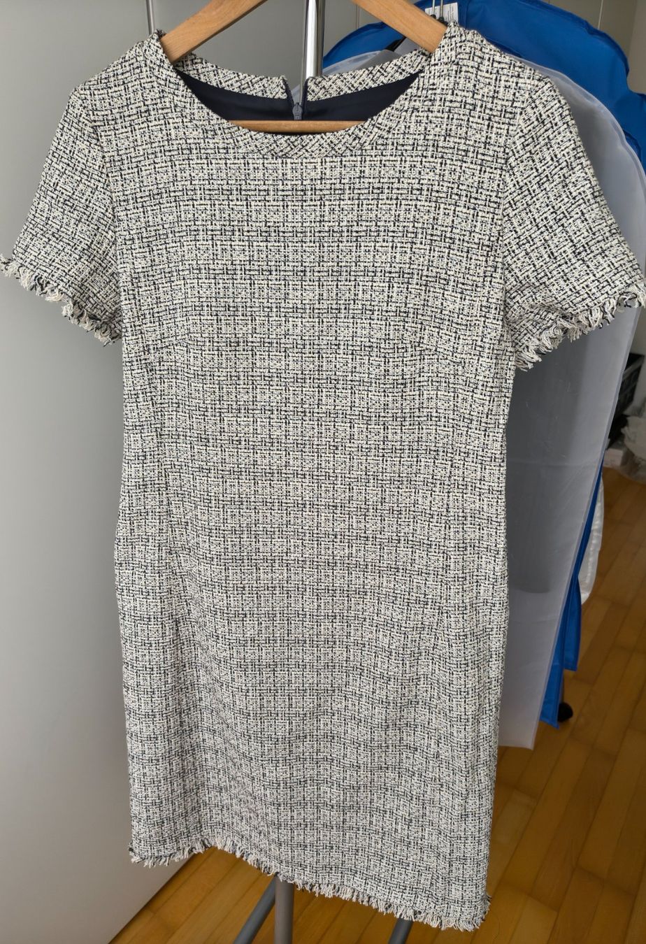 Max Mara Vestiti: Weekend Max Mara Tweed-Kleid, Gr. IT 42 – Nuovo (secondo la descrizione) da Egg b. Zürich venduto da bil_6lr7