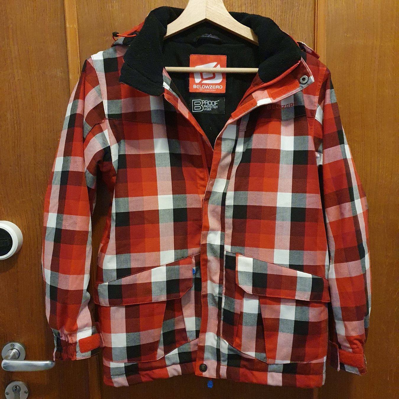 Giacche: Veste ski/snowboard Belowzero, Gr. 152 – Usato da Lausanne venduto da Af2016