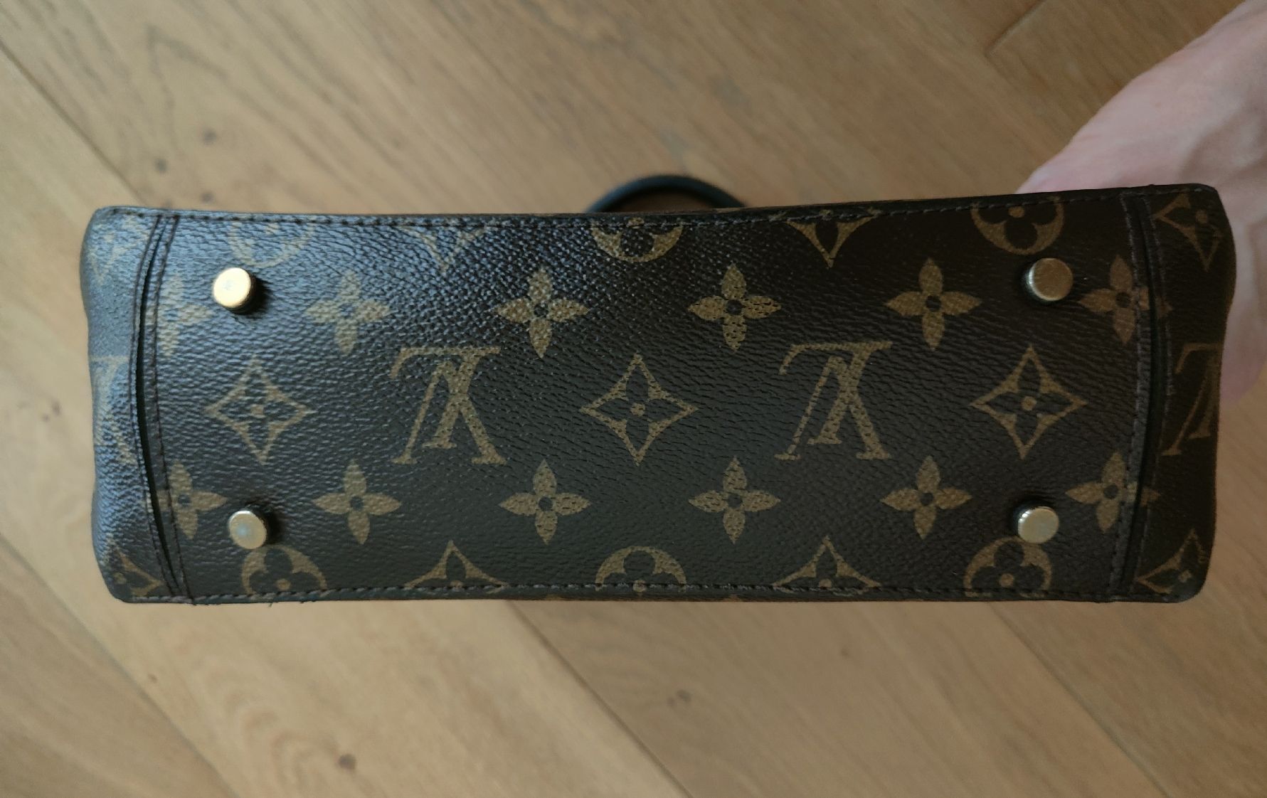 Louis Vuitton Sacs: Louis Vuitton one handle flap bag monogram – D'occasion à Zürich par R-2015 3