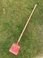 Schaufel aus Metall (mit Holz-Stiel) für Kinder