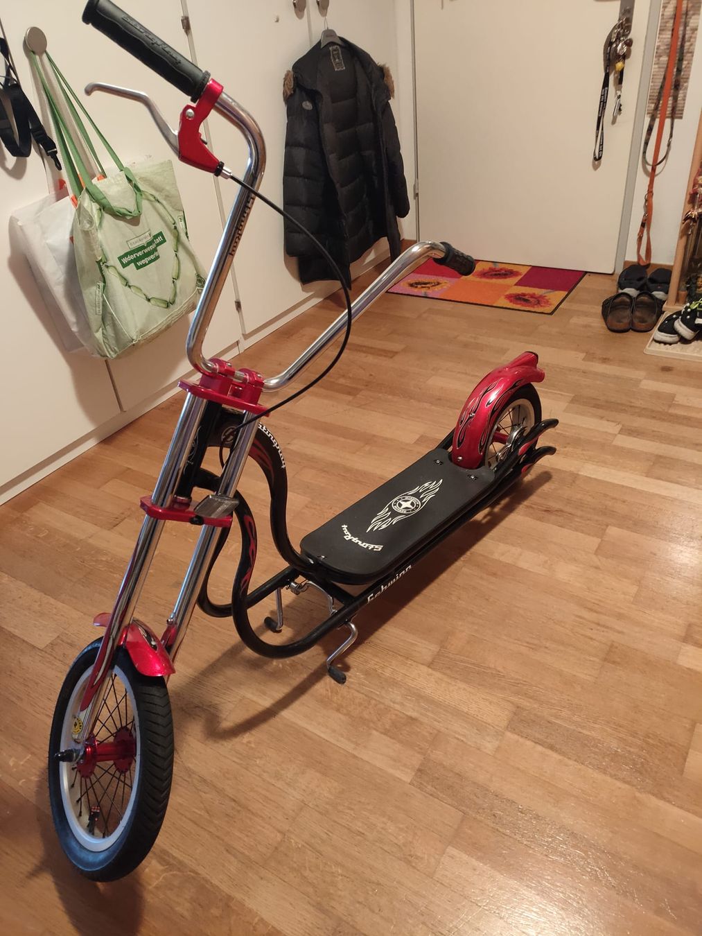 Kickboard: Schwinn Sting Ray Scooter – Usato da Luzern venduto da Luzern_Energy