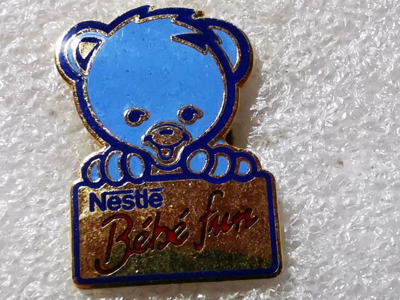 Placchette & Badge: Ansteckpin 50: Nestle bebe fun – Usato da Oppligen venduto da Pin-Fall-Shop