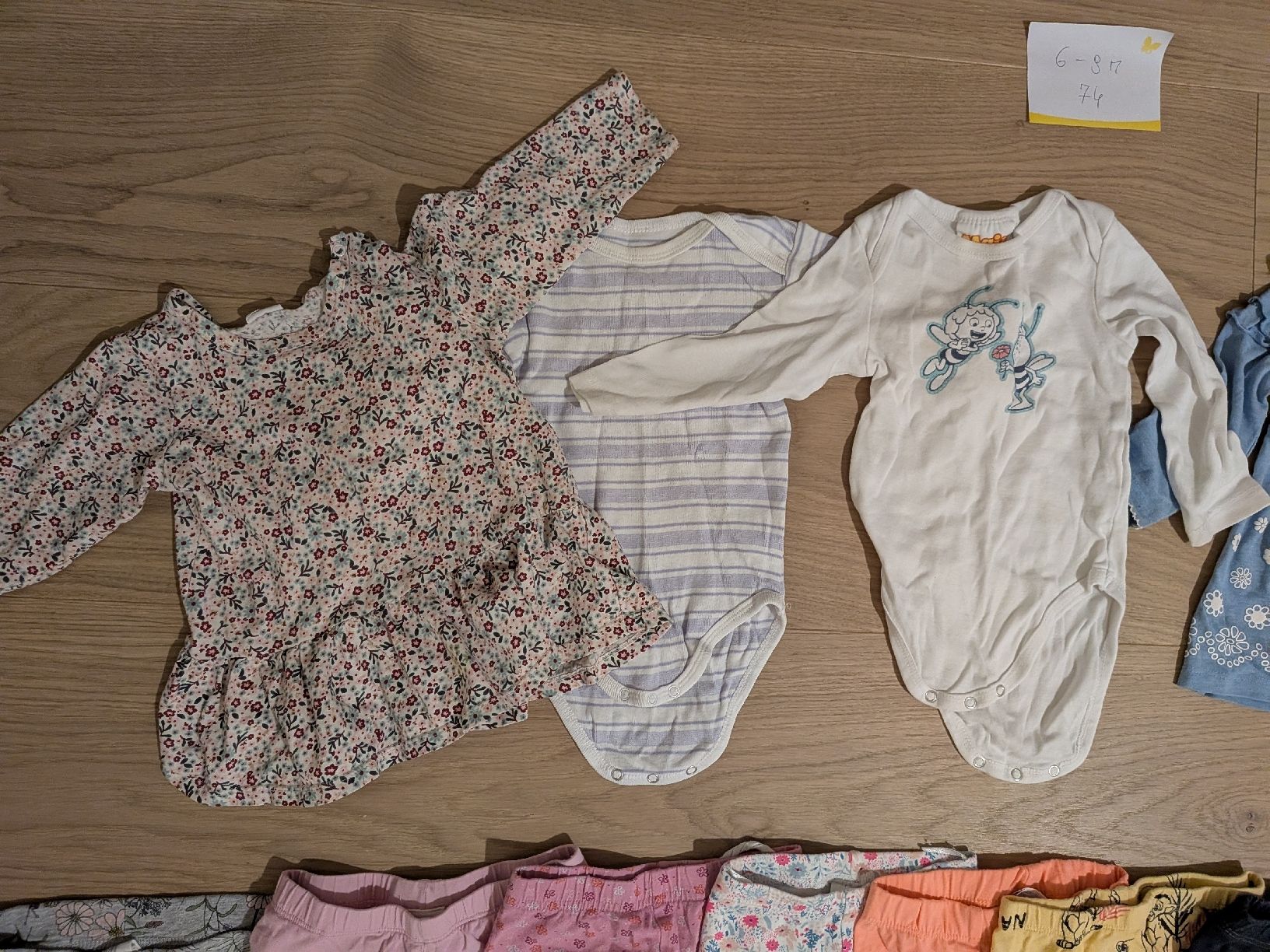 Lotti & Set di vestiti: Baby Kleider Set Grösse 74  – Usato da Adliswil venduto da agn_lt5j 2