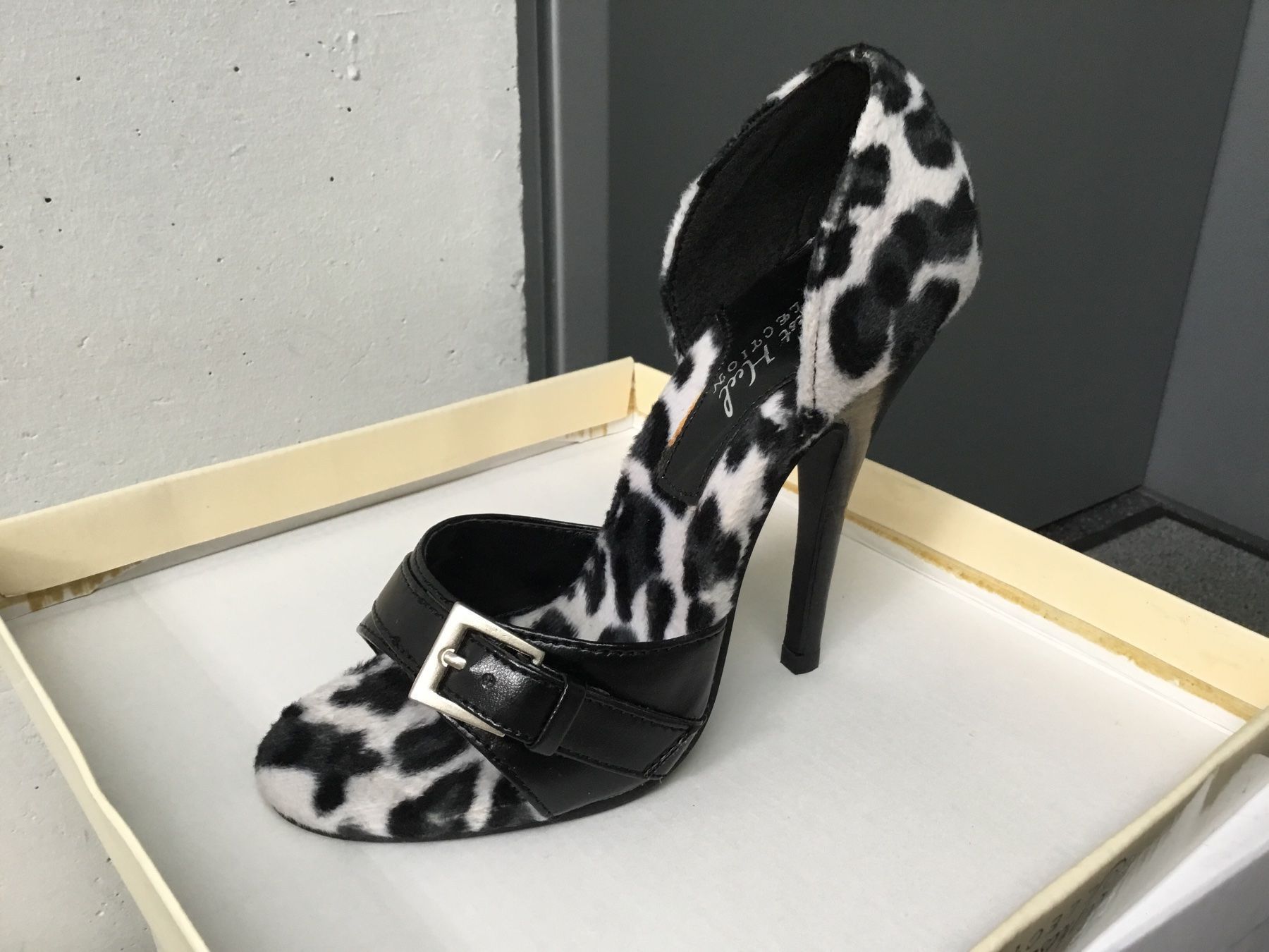 Scarpe da donna: high heel 40 – Nuovo e nell'imballaggio originale da unterägeri venduto da heel2