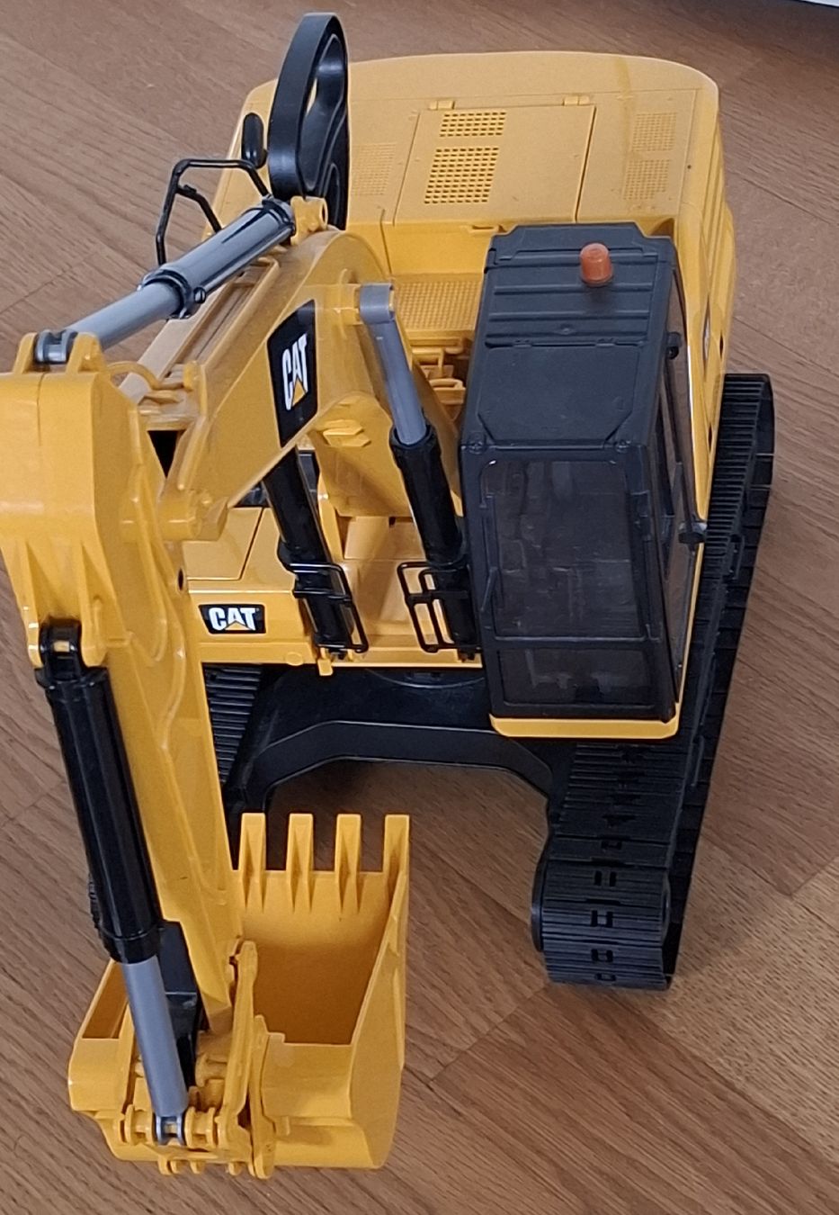 Escavatori: Bruder Cat Schaufelbagger - Super Zustand – Nuovo (secondo la descrizione) da Binningen venduto da ale_6685