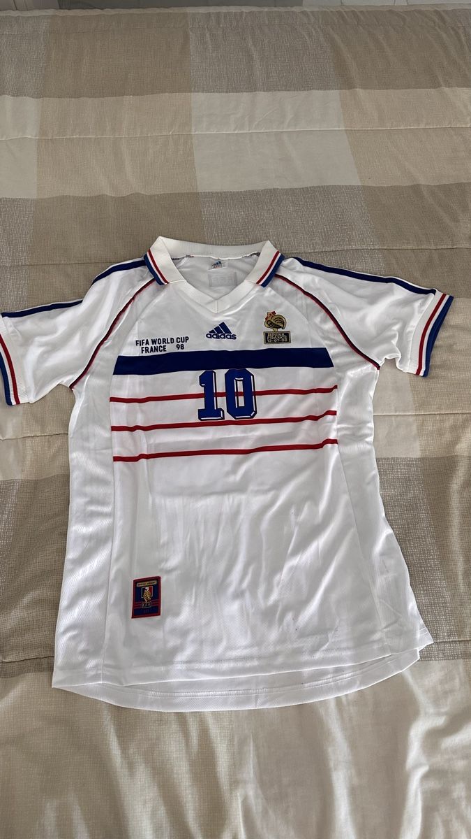 Leibchen & Hosen: France Jersey - Zidane 10 – Neu (gemäss Beschreibung) aus Oberrieden von jon_5cl2 2