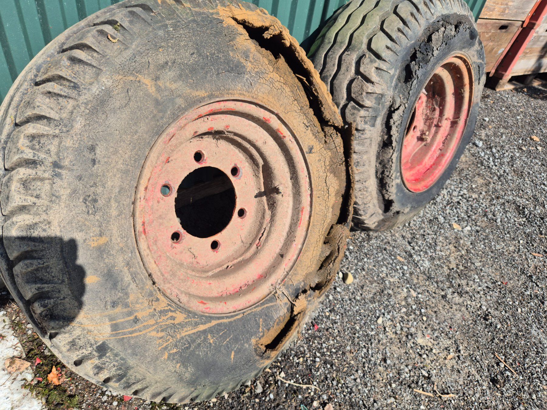 Firestone Pneus & Kompletträder: Rad zu Landw. Anhänger – Gebraucht aus Stein AR von Bienli4 3