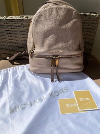 Rucksack Michael Kors Leder hellgrau gebraucht guter Zustand
