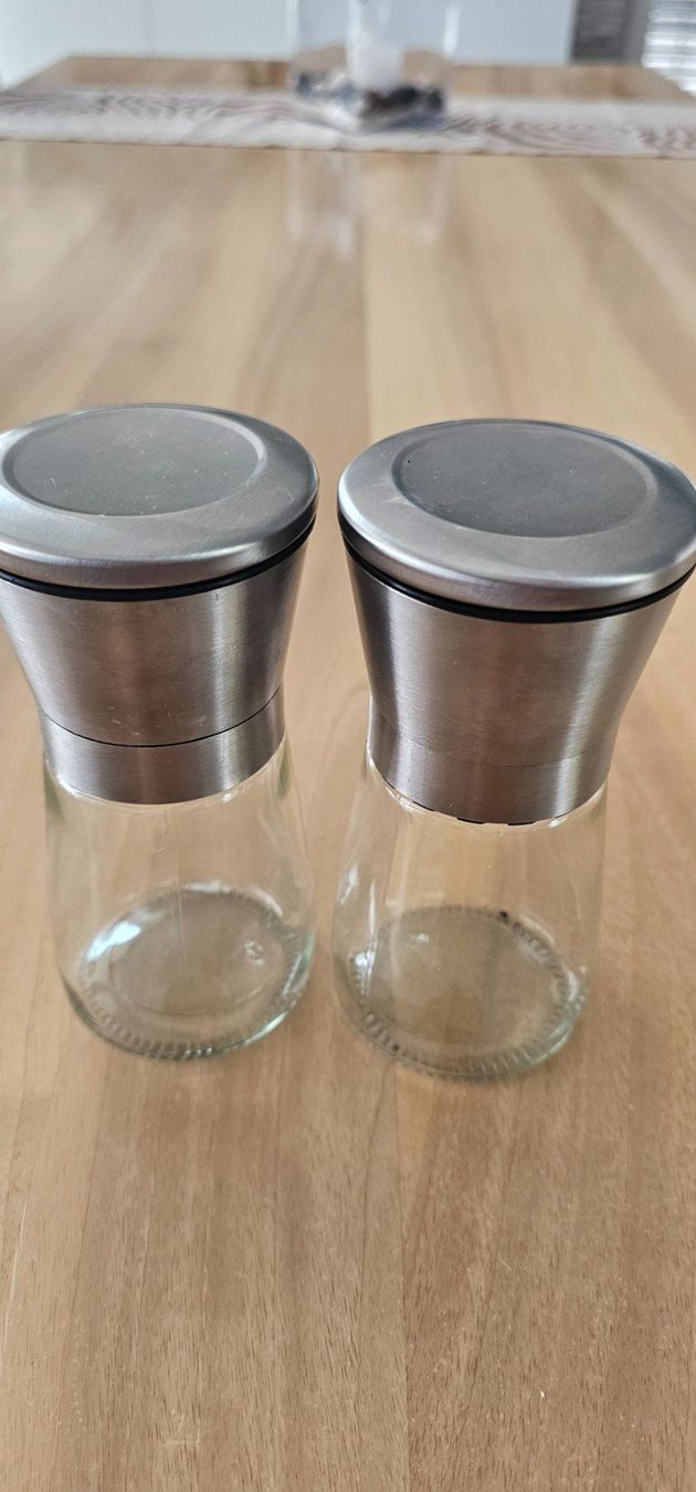 Elettrodomestici da cucina: Salz und Pfeffer Mühle – Nuovo (secondo la descrizione) da Rüti / ZH venduto da Diver40 1