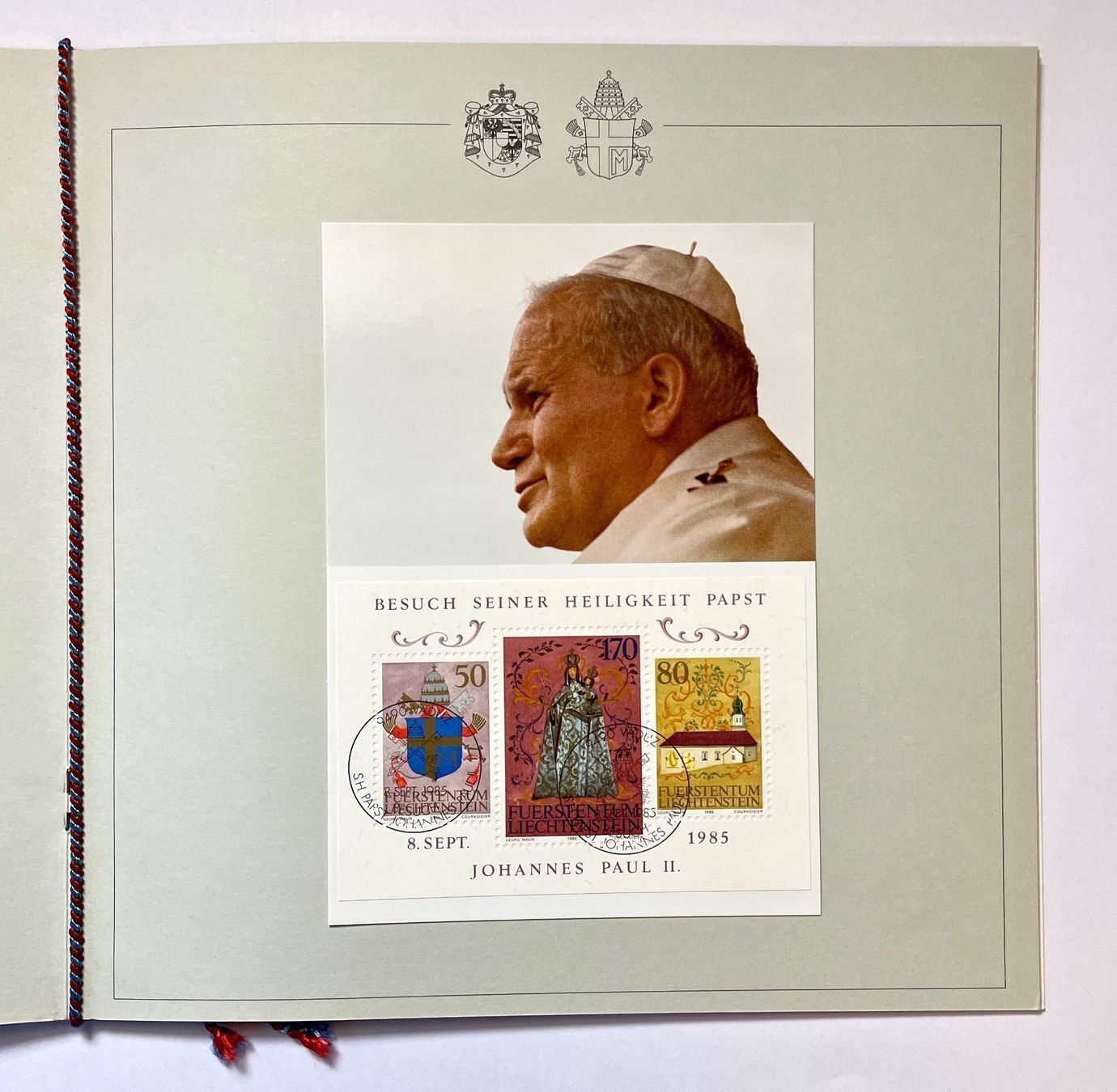 Alle Briefmarken: Papstbesuch 1985 Briefmarken-Booklet – Gebraucht aus Ruggell von expoli 3