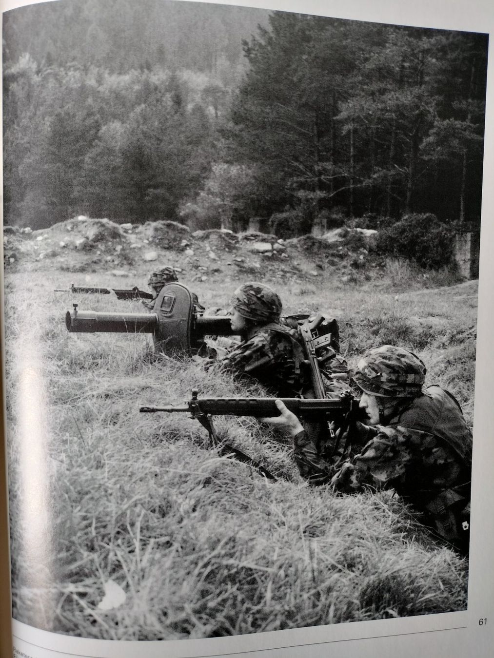 Bücher: Schweizer Armee Militär Buch 1992 – Gebraucht aus Schwanden Sigrisw von len_9yqg 5